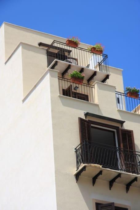 A Terrace In The Heart Of Palermo Apartamento Exterior foto